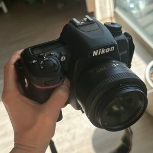 Nikon D7500 Camera